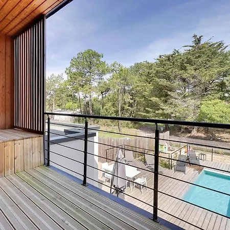 Casa de Férias Stunning In With Outdoor Swimming Pool, Heated Swimming Pool And Private Swimming Pool *