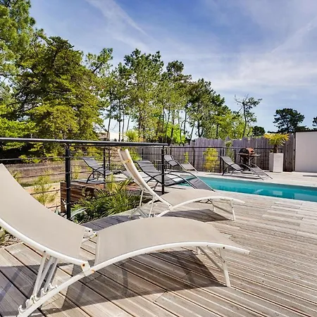 Casa de Férias Stunning In With Outdoor Swimming Pool, Heated Swimming Pool And Private Swimming Pool
