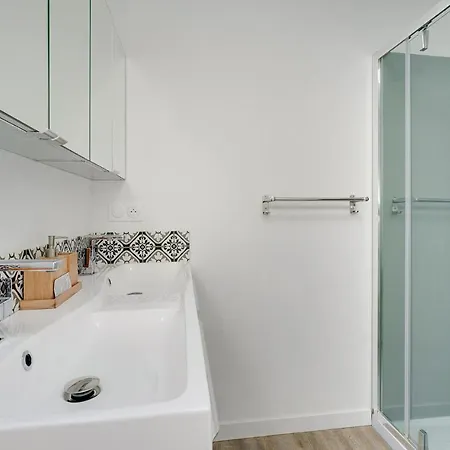 Casa de Férias Stunning In With Outdoor Swimming Pool, Heated Swimming Pool And Private Swimming Pool